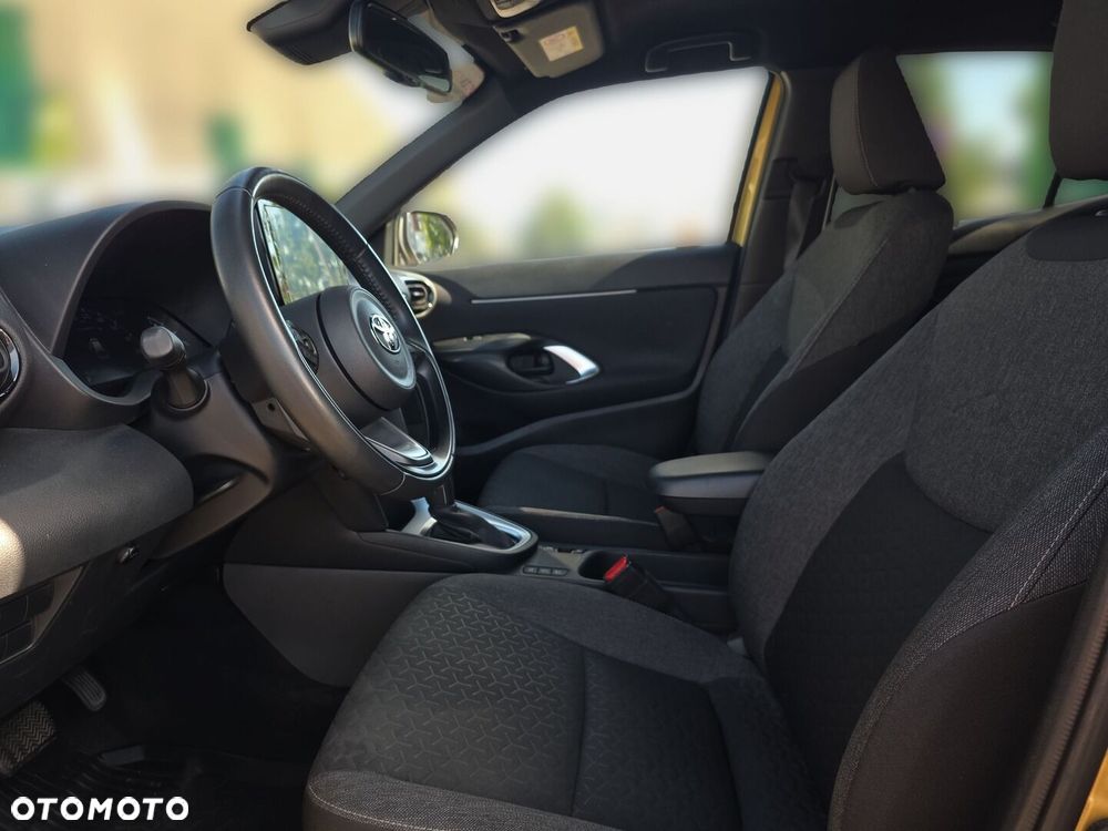 Toyota Yaris Cross Hybrid 1.5 Comfort - 15
