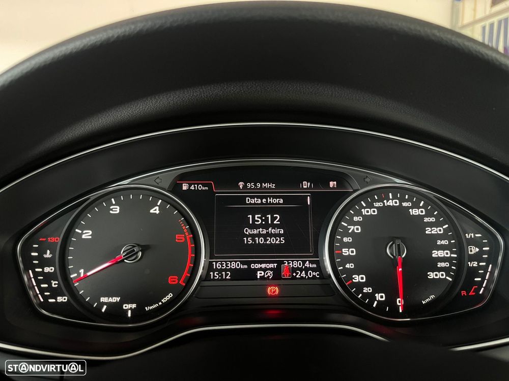 Audi A4 2.0 TDI S-line S tronic - 19