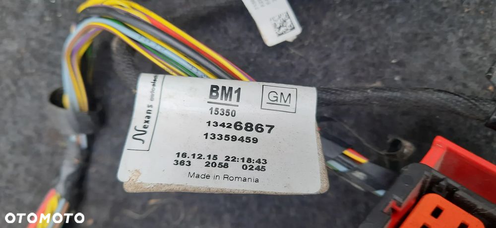 Opel Corsa e podnośnik szyby Prawy przód 13447039 541613212 Wiązka elektryczna prawych drzwi  13426867 13359459 - 11