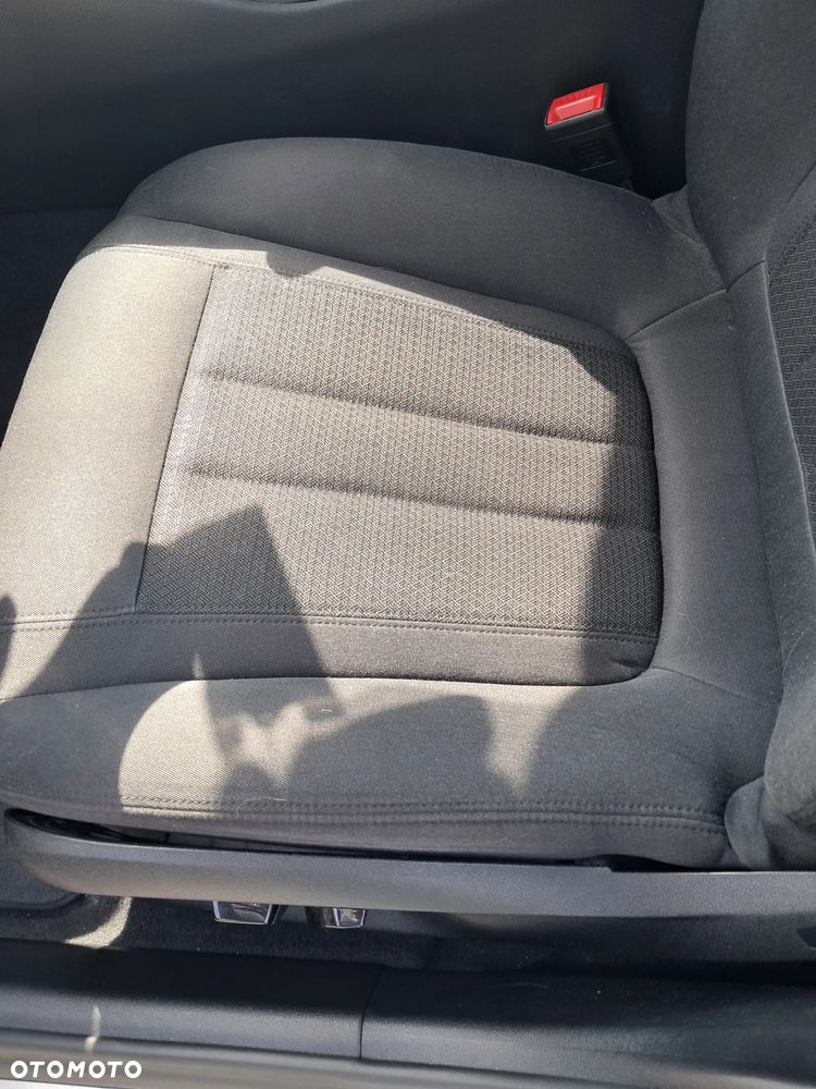 BMW Seria 5 518d - 3