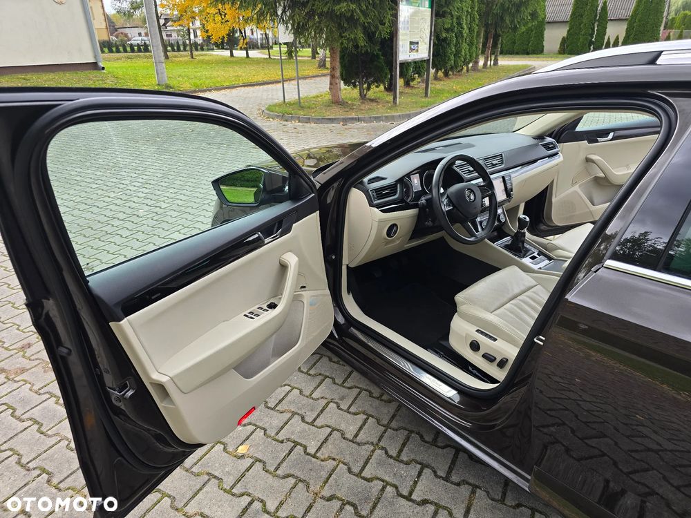 Skoda Superb Combi 2.0 TDI L&K - 7