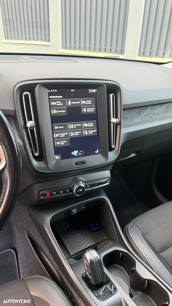 Volvo XC 40 - 4