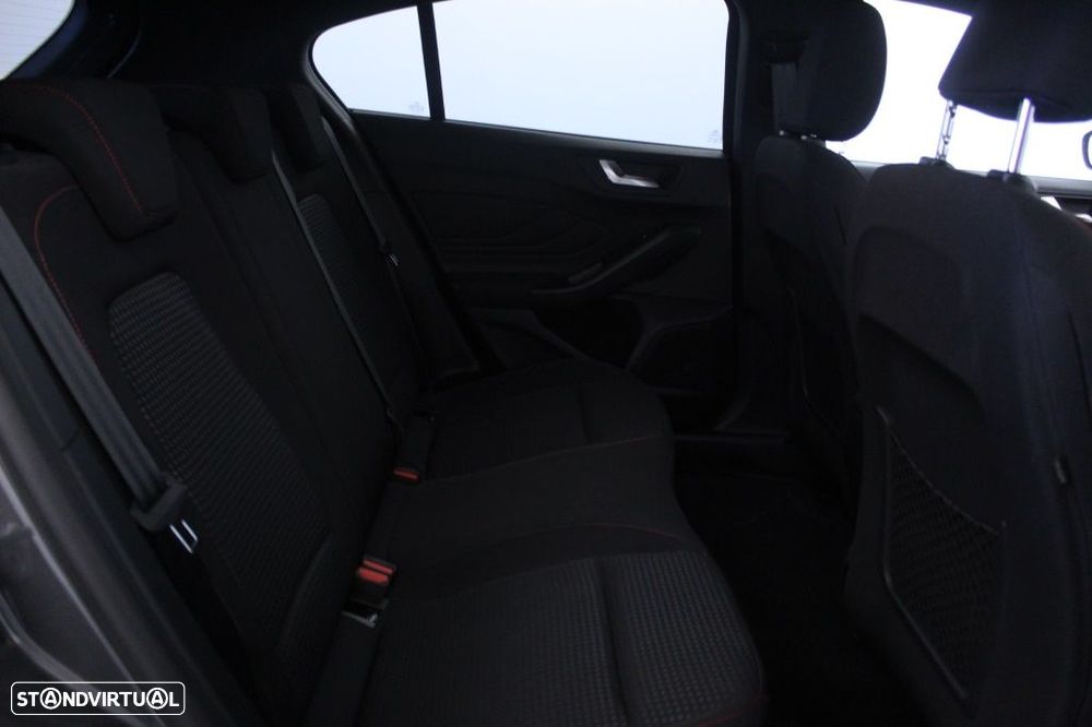 Ford Focus 1.5 TDCi EcoBlue ST-Line Aut. - 15