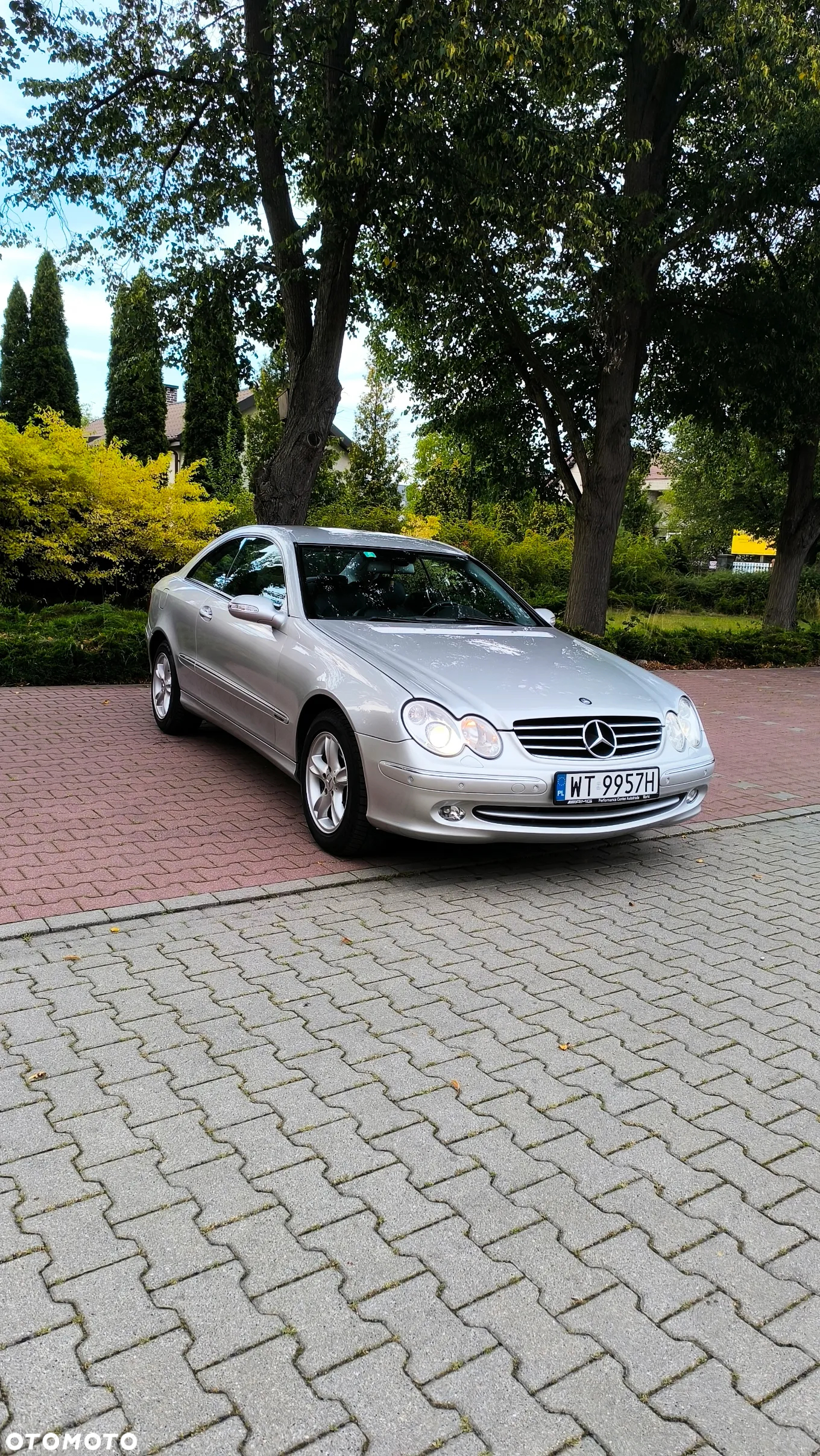 Mercedes-Benz CLK - 4