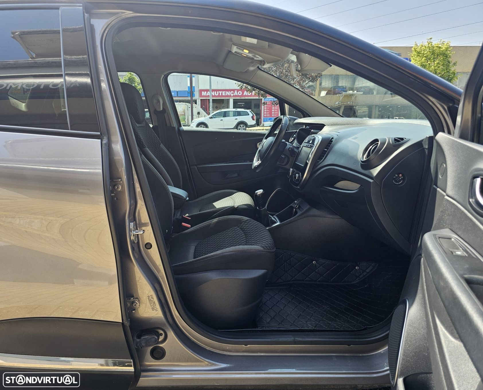 Renault Captur 1.5 dCi Exclusive - 12