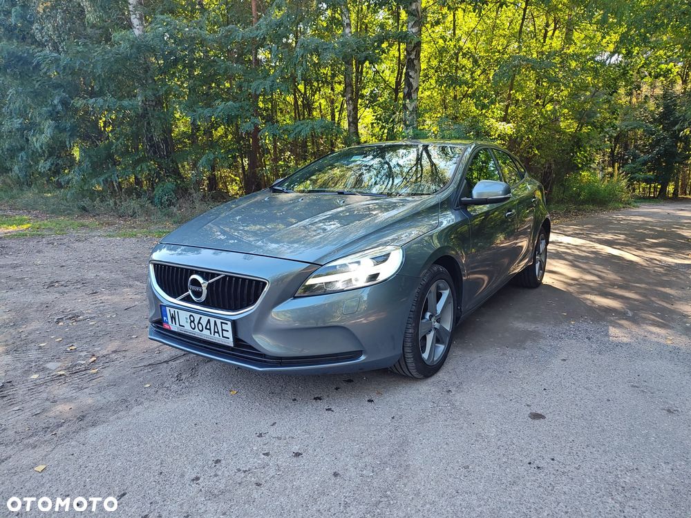 Volvo V40 T3 Drive-E Momentum - 25