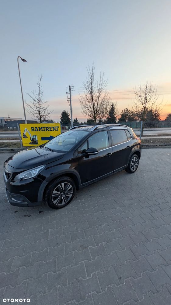 Peugeot 2008 1.6 BlueHDi Allure - 4