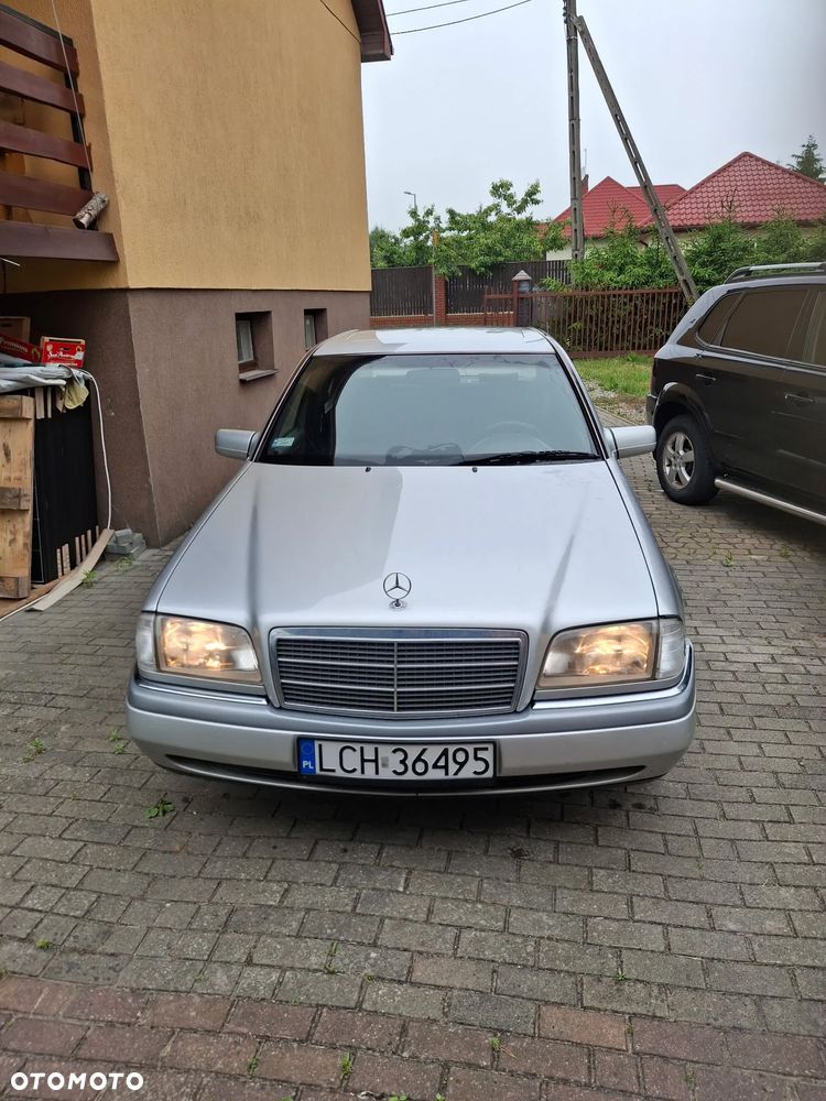Mercedes-Benz Klasa C 200 D Elegance - 2