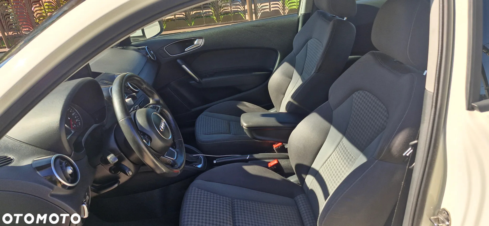 Audi A1 1.4 TFSI 119g Ambition S tronic - 16