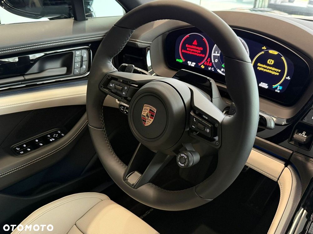 Porsche Panamera - 26