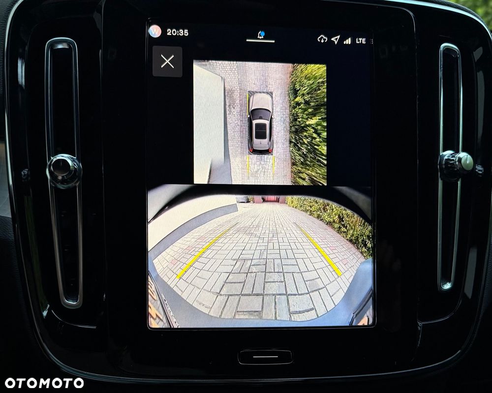 Volvo XC 40 B3 B DKG Plus Black Edition - 19