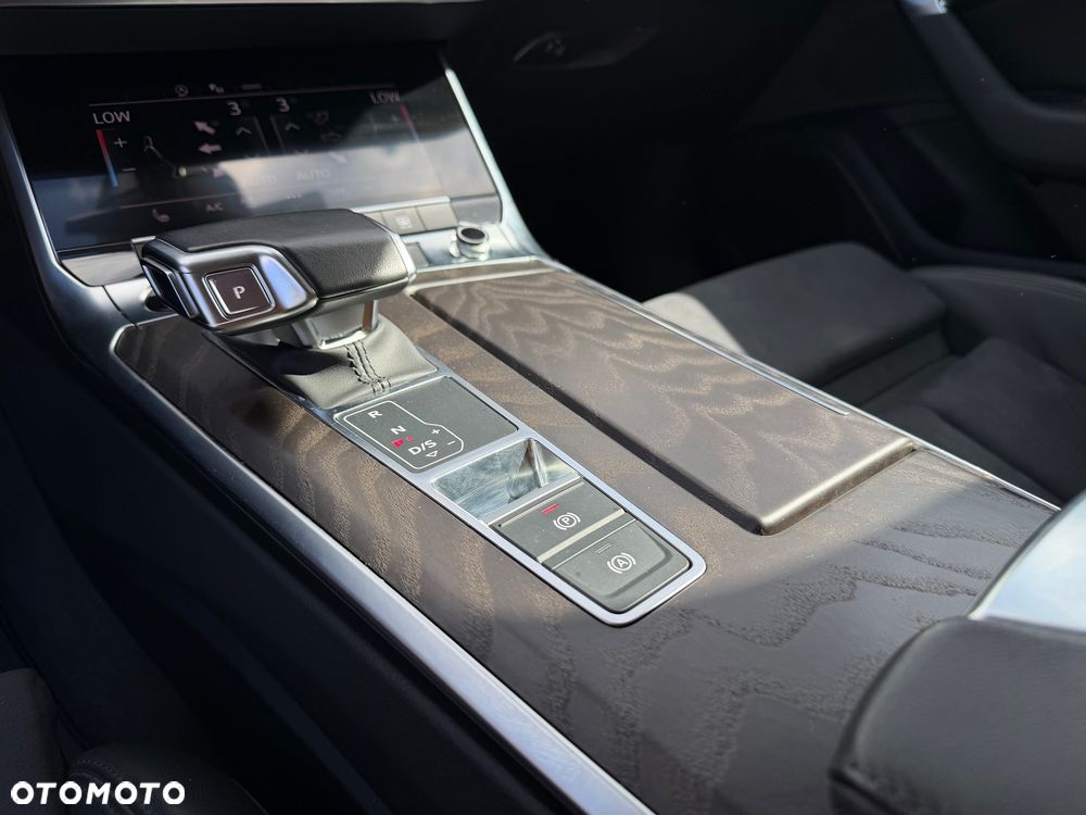 Audi A6 Avant 40 TDI S tronic S line - 31