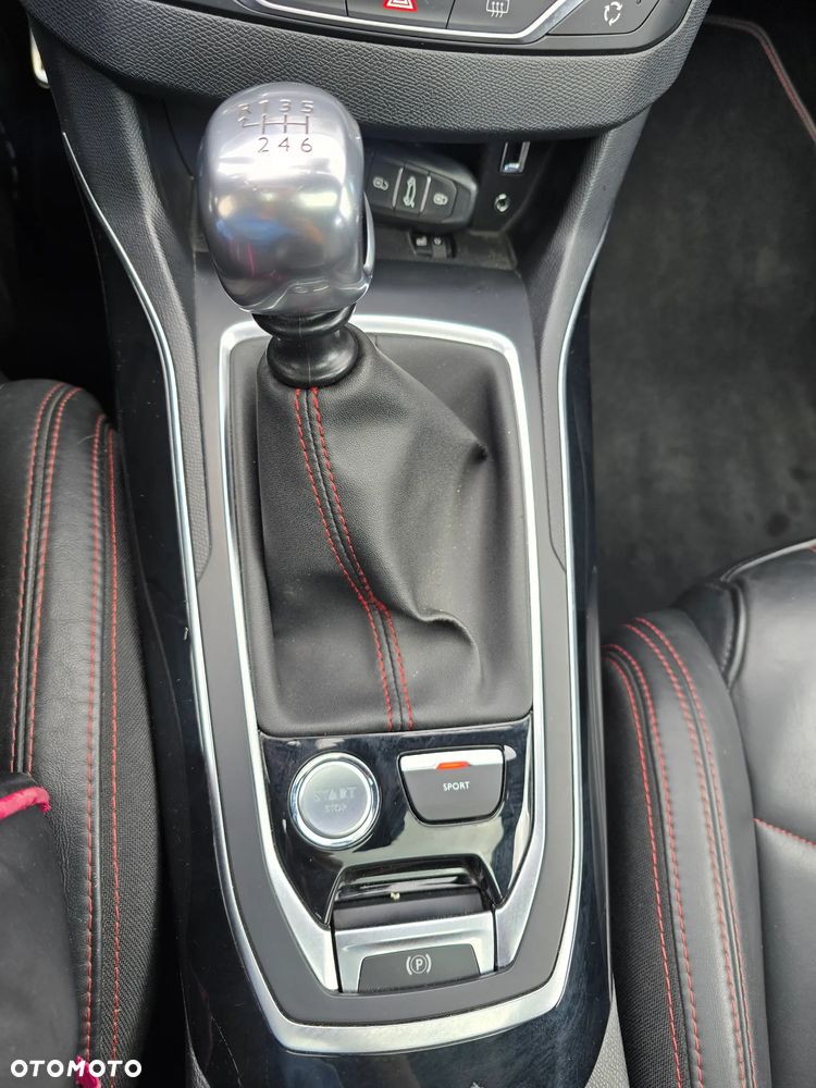Peugeot 308 THP 205 GT - 27