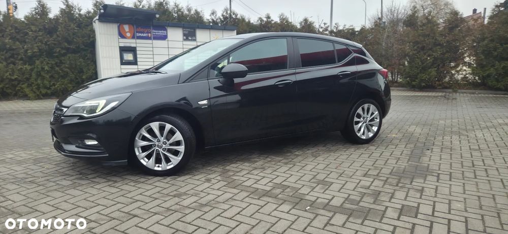 Opel Astra 1.6 CDTI Cosmo - 4