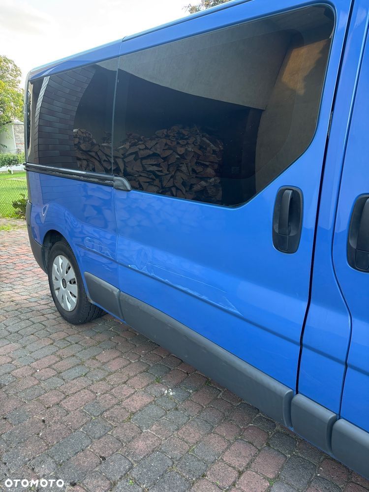 Opel Vivaro L2H1 2.9t - 15