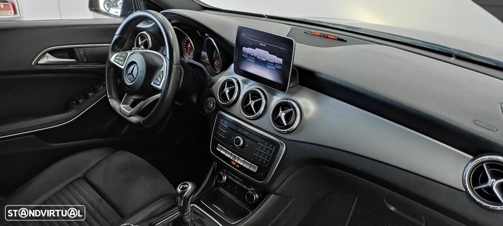 Mercedes-Benz CLA 180 d Shooting Brake AMG Line - 25