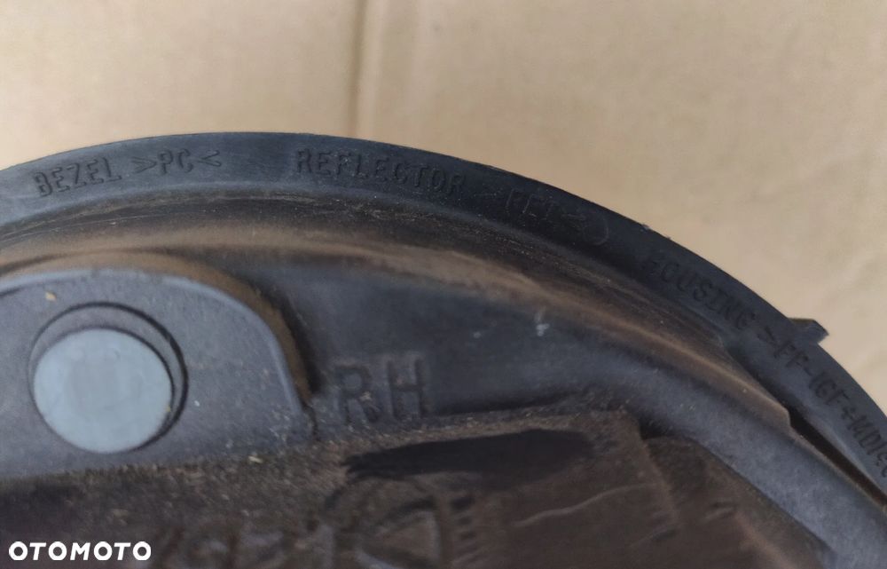 Reflektor prawy Lampa prawa Jeep Liberty KJ 2002- EU - 5