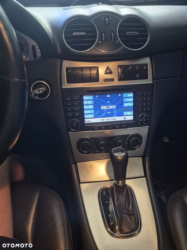 Mercedes-Benz CLK 320 CDI 7G-TRONIC Avantgarde - 19