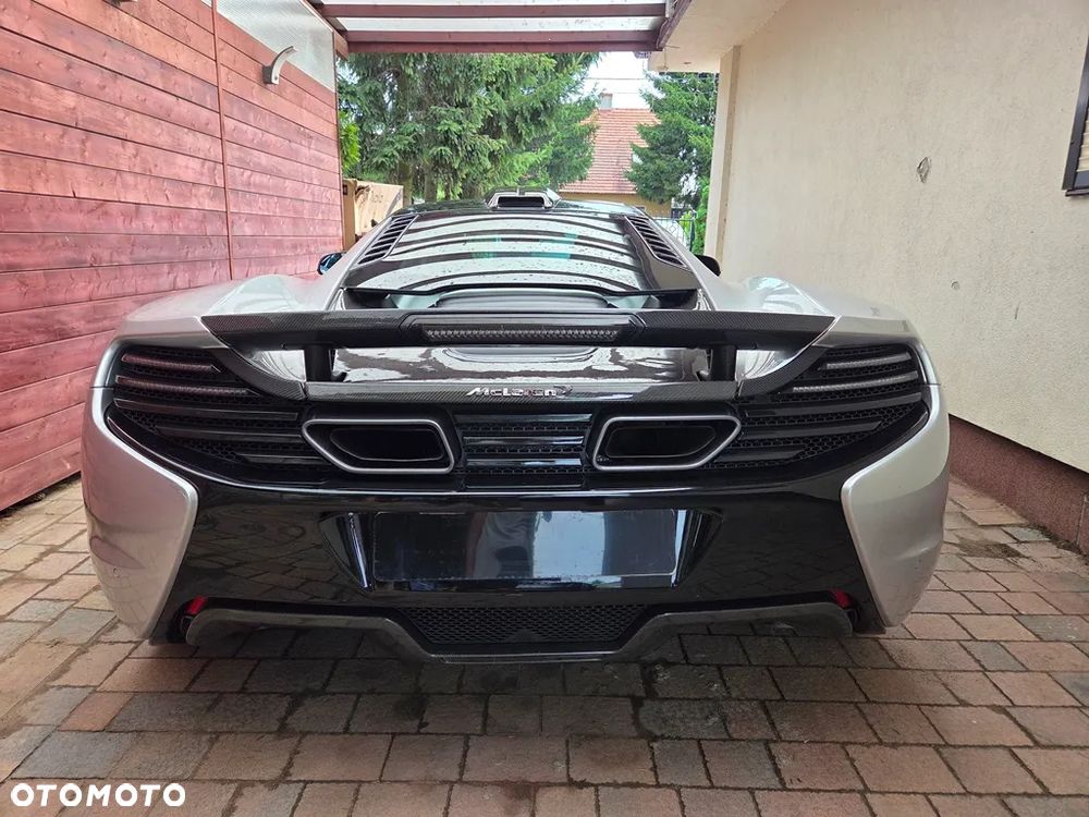 McLaren MP4-12C - 5