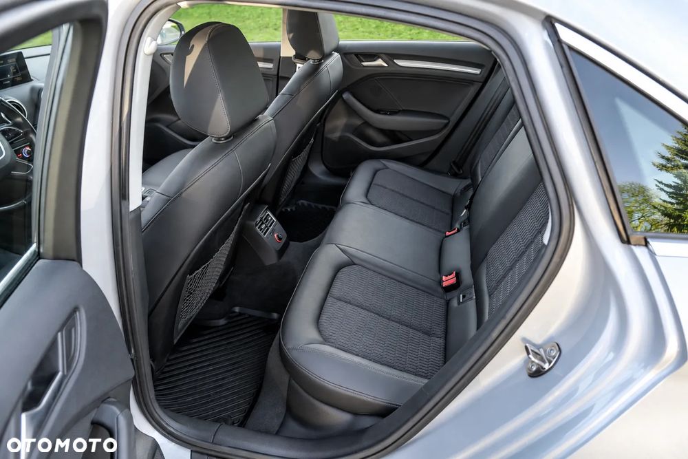Audi A3 Limousine 2.0 TDI quattro Ambiente - 18