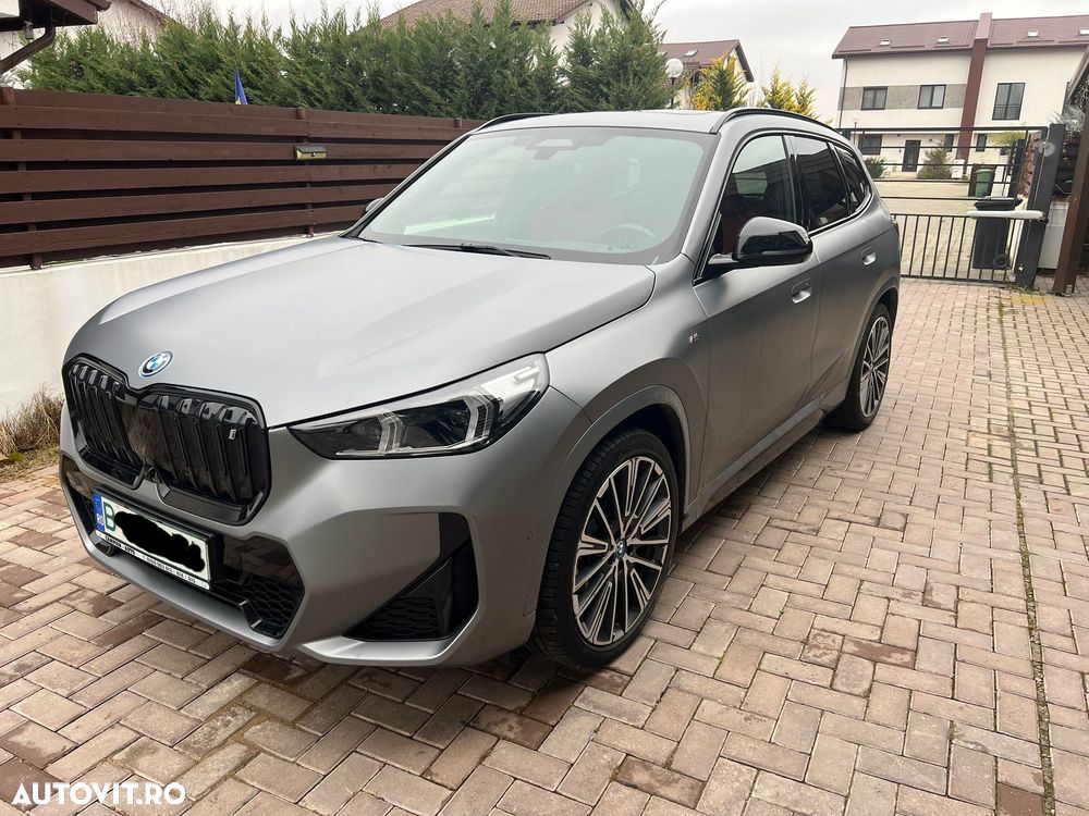 BMW iX1 xDrive30 - 1