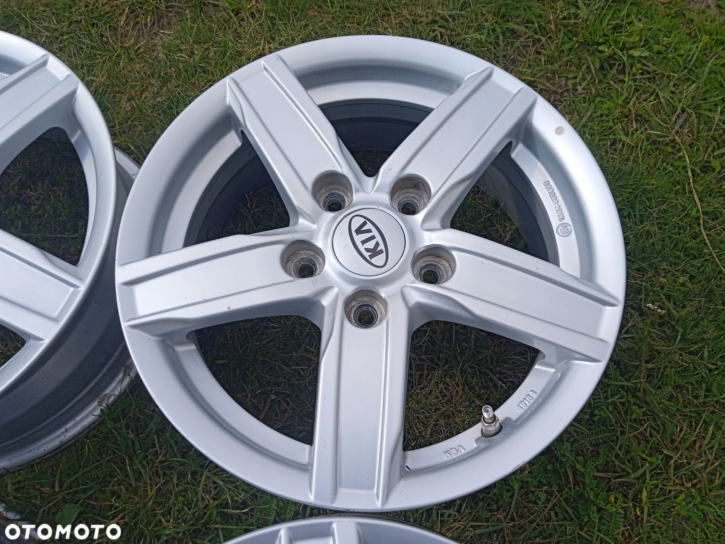 Felgi aluminiowe 5x114,3 Kia Soul Ceed Venga Hyundai i30 ix20 Kona czujniki - 5