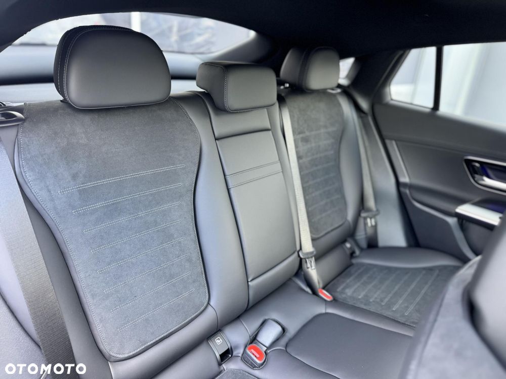 Mercedes-Benz GLC 220 d mHEV 4-Matic AMG Line - 18