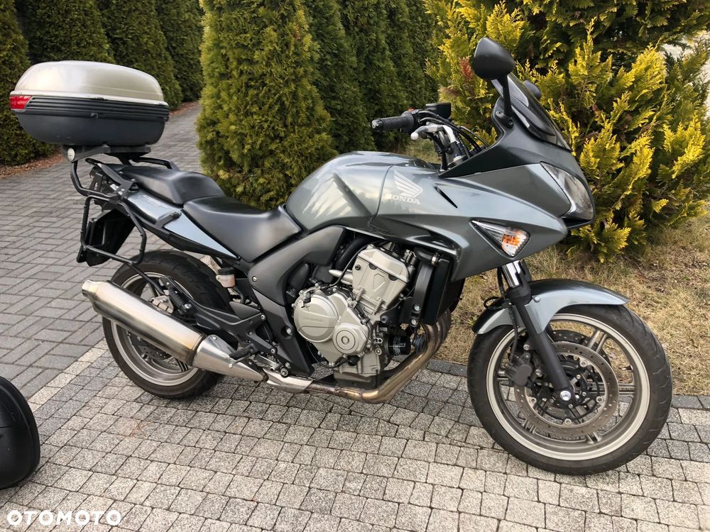 Honda CB - 10