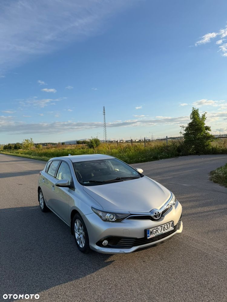 Toyota Auris 1.6 Classic Plus - 16