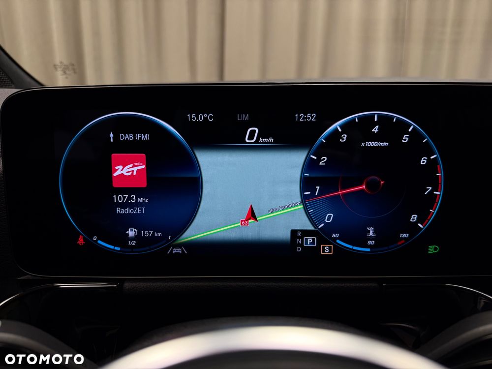 Mercedes-Benz GLA 200 Progressive - 14