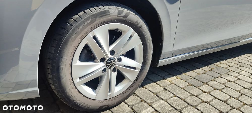 Volkswagen Golf 1.5 TSI EVO Life - 10