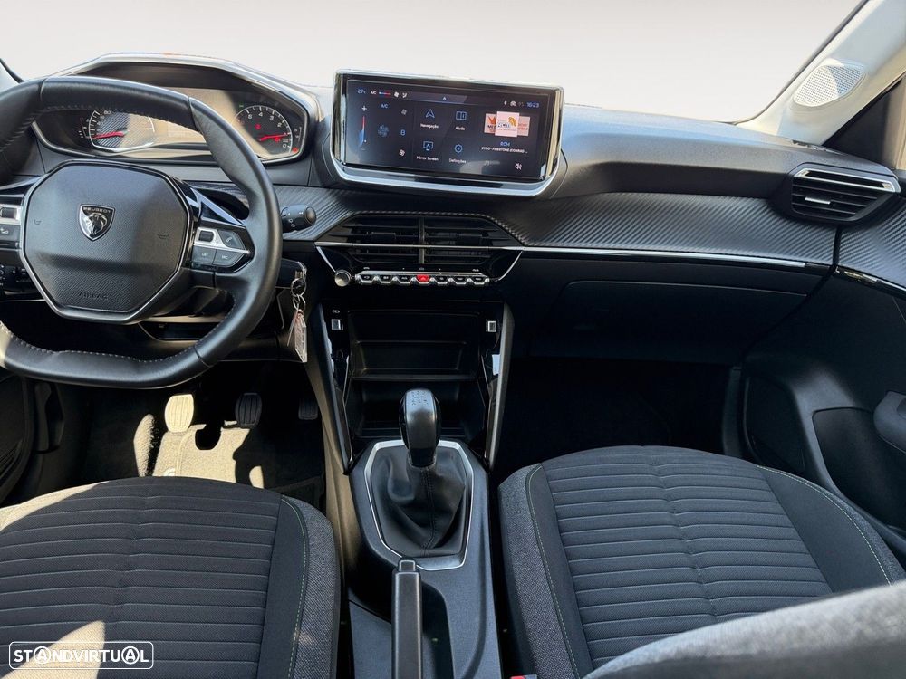 Peugeot 208 1.2 PureTech Active — fotografia 11