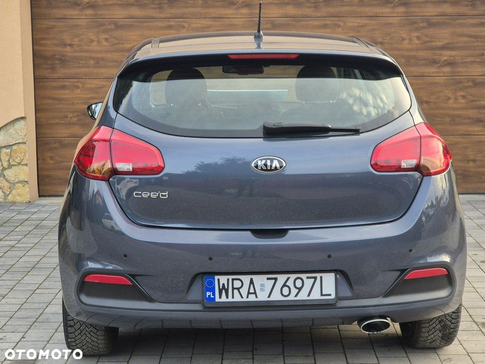 Kia Ceed - 5