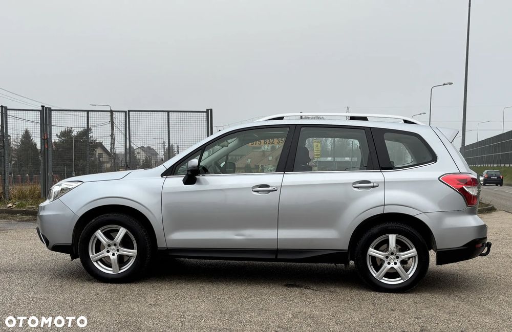 Subaru Forester 2.0D Exclusive Lineartronic EU6 - 36