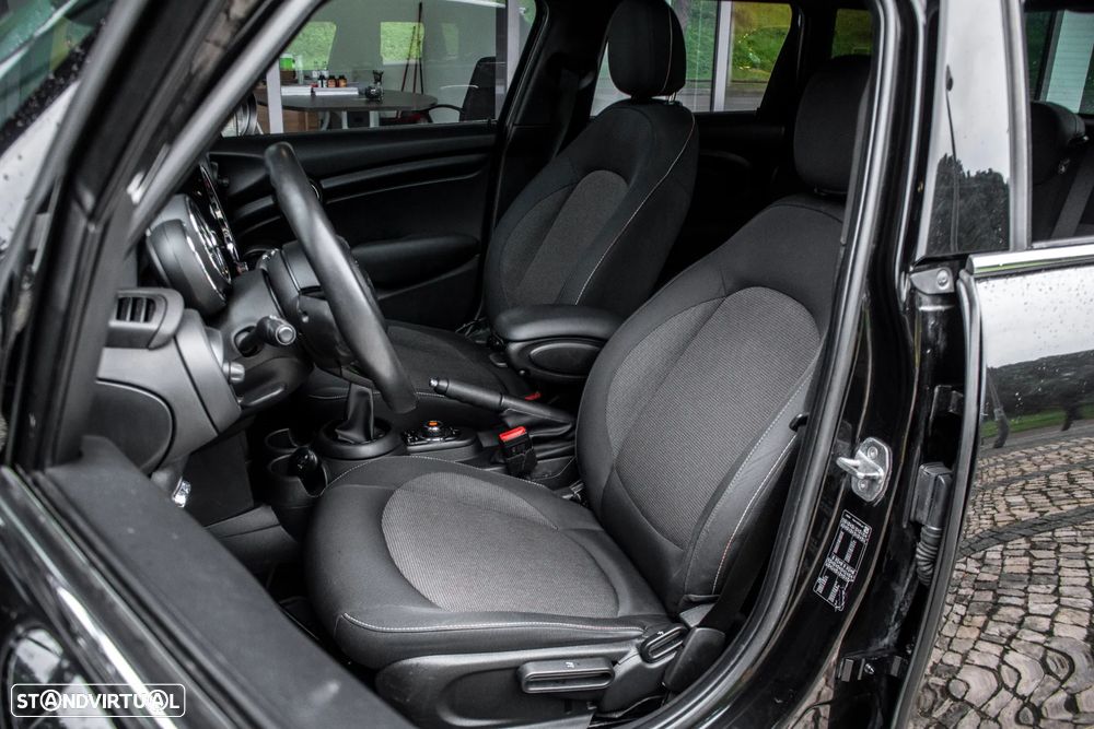 MINI 5 Portas One D - 29