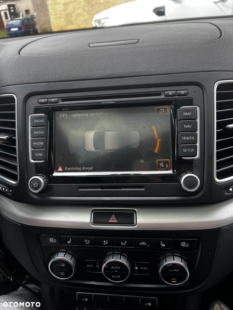 Volkswagen Sharan - 20
