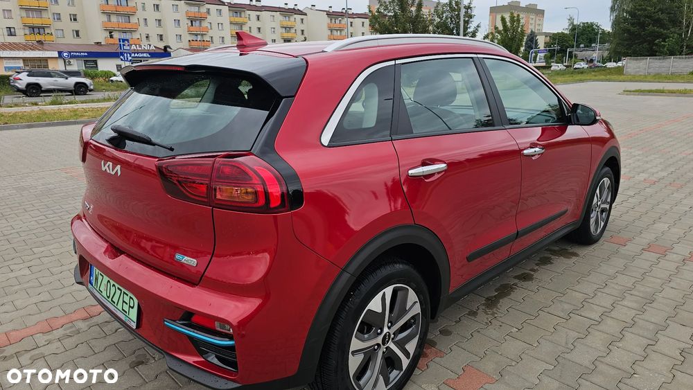 Kia Niro 64kWh L - 12
