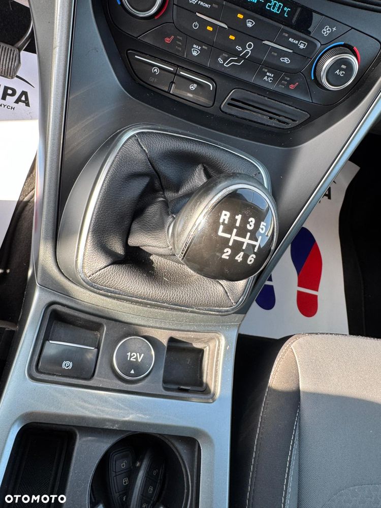 Ford Kuga 1.5 EcoBoost 2x4 Business Edition - 22