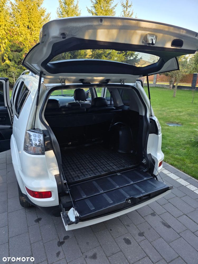 Mitsubishi Outlander 2.2 DI-D 4WD TC-SST Instyle - 7