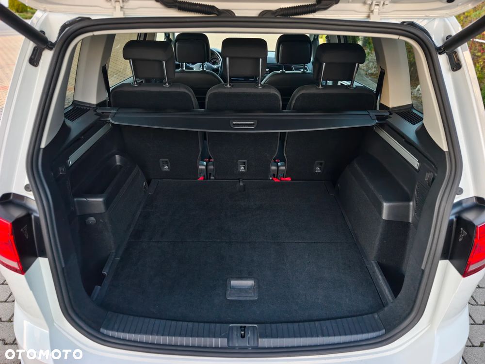 Volkswagen Touran 1.5 TSI ACT OPF DSG UNITED - 25