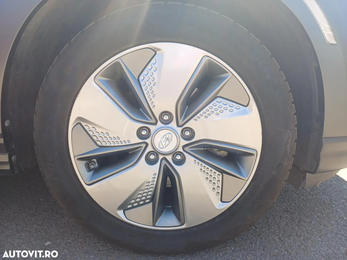 Hyundai KONA BEV 204 CP 64.8 kWh Premium - 29