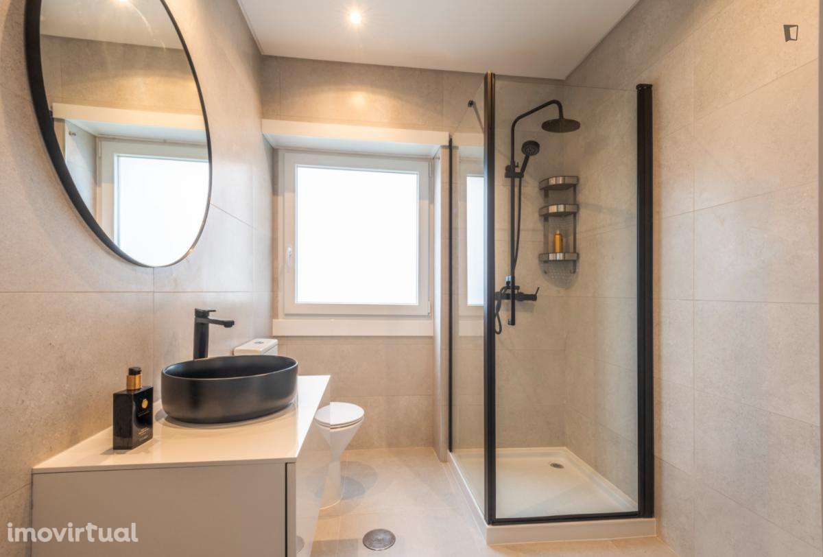 Estúdio - localizado em Montes Claros Coimbra - Grande imagem: 4/12