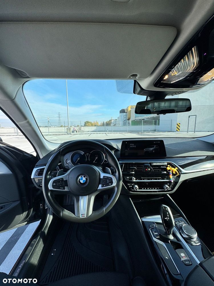 BMW Seria 5 530i - 12