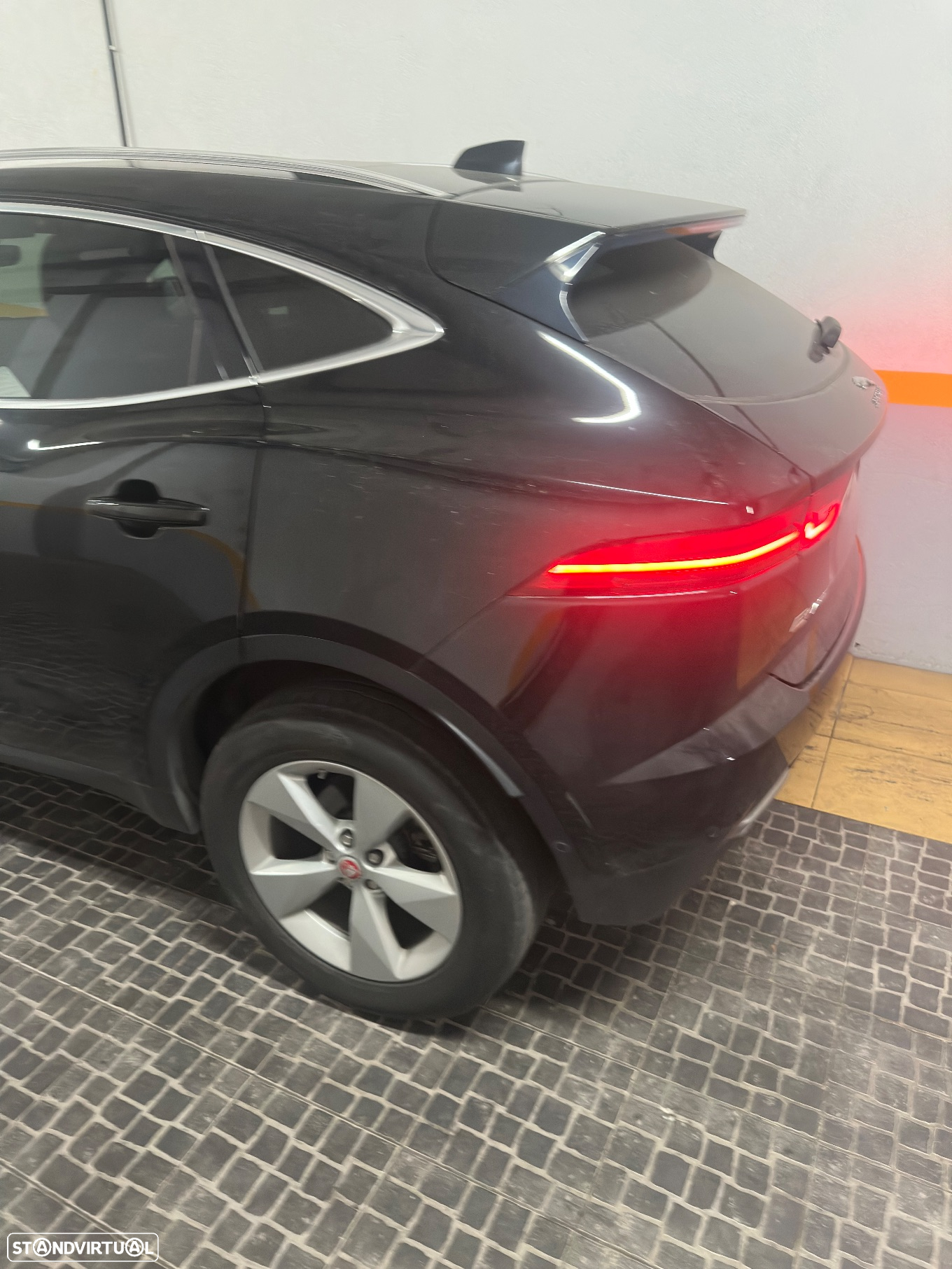 Jaguar E-Pace 1.5 P160 R-Dynamic S Aut. - 5