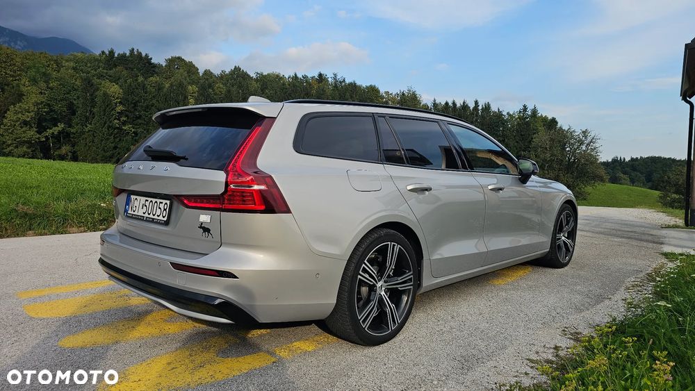 Volvo V60 T8 AWD Plug-In Hybrid Polestar Engineered - 3