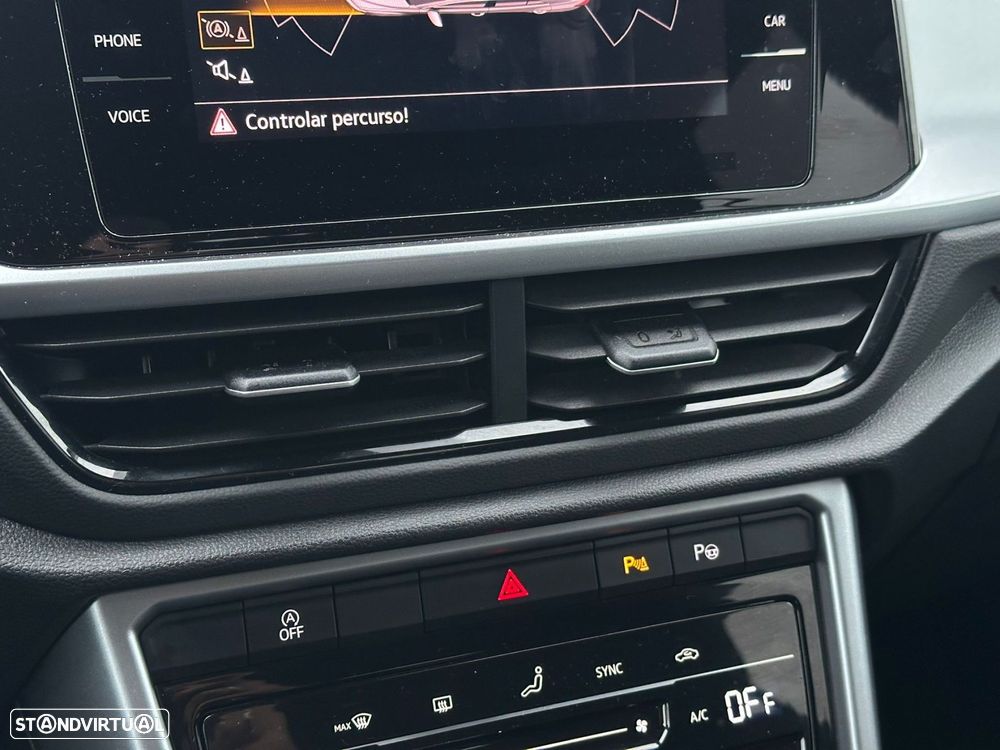 VW T-Roc 1.0 TSI Urban - 24