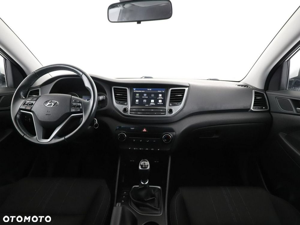 Hyundai Tucson blue 1.6 GDi 2WD Classic - 16