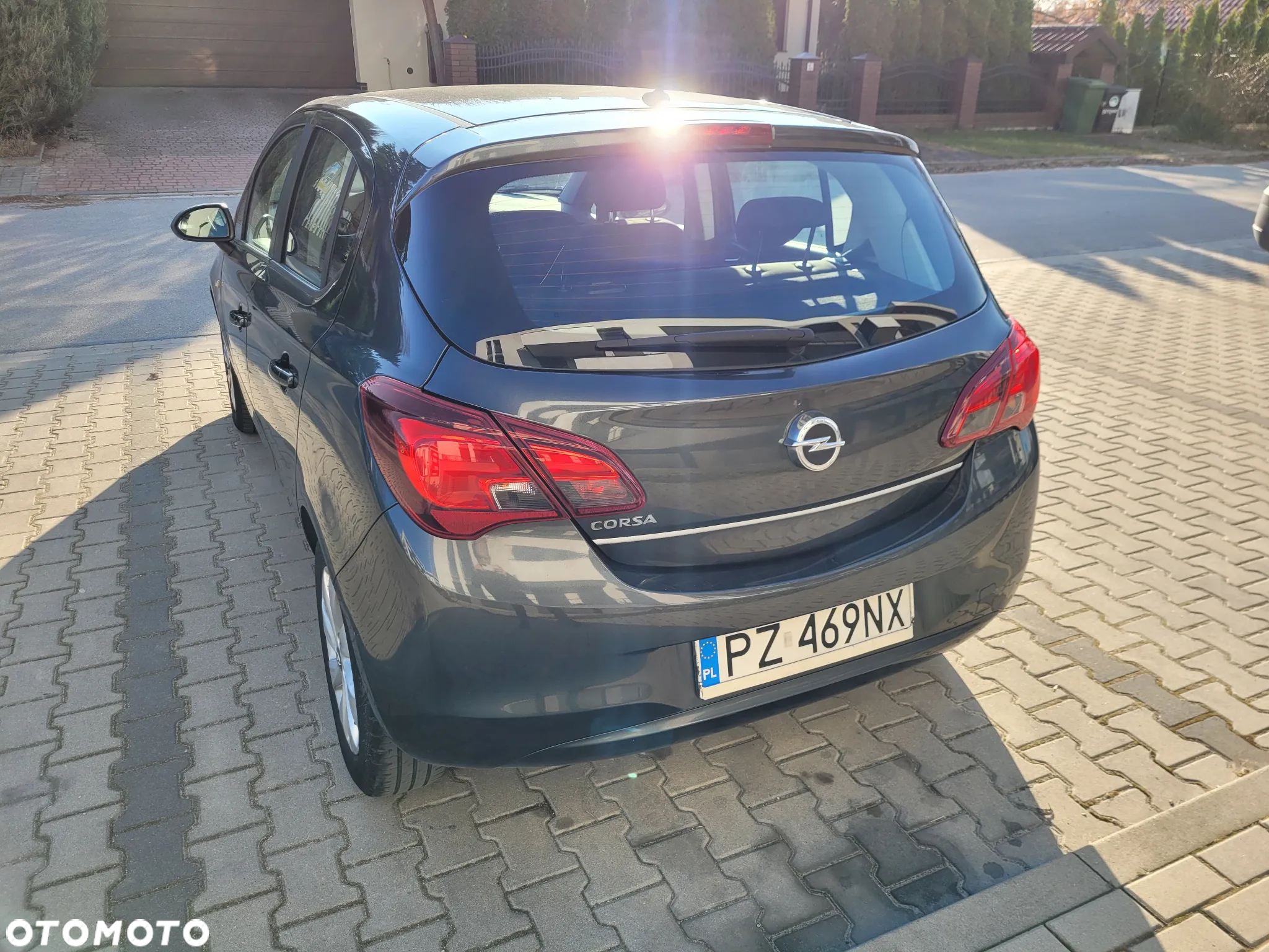 Opel Corsa 1.2 Enjoy - 5