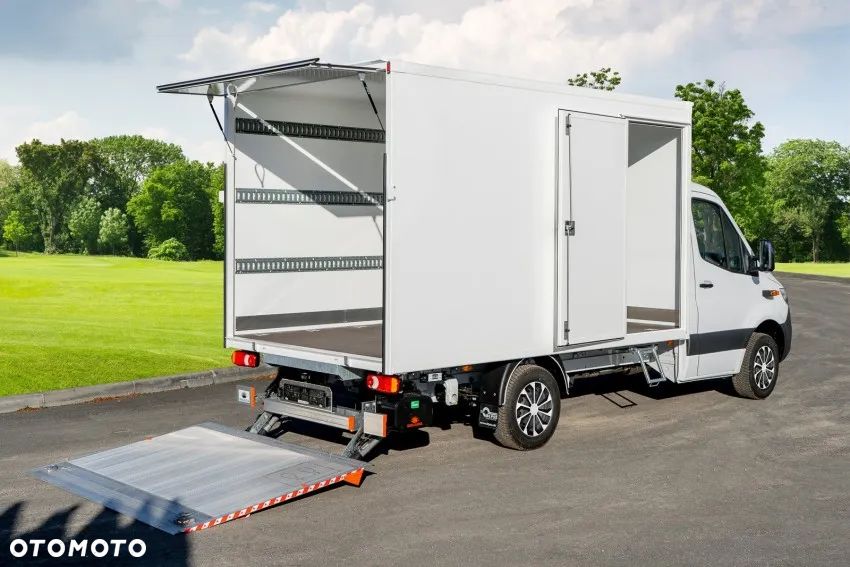 Mercedes-Benz Sprinter - 3