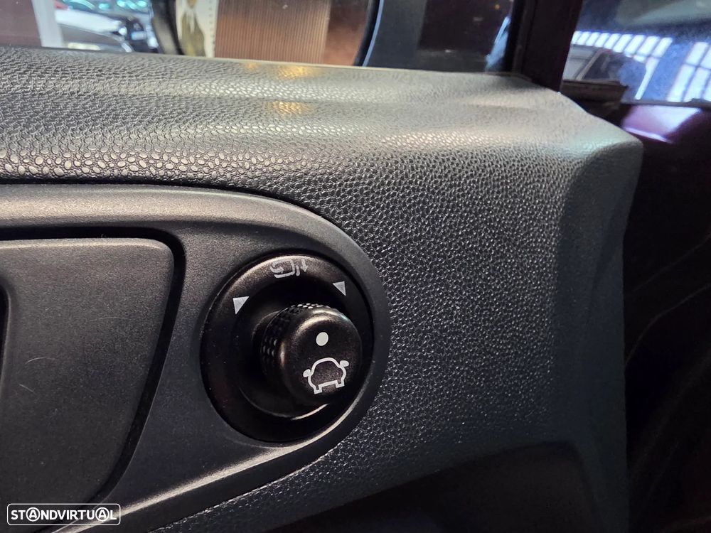 Ford Fiesta 1.6 TDCI Titanium - 5